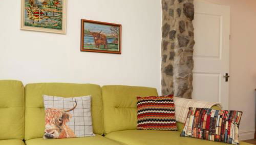 Sleeps 6. Free Wifi. Free Parking central location. - Foto 5