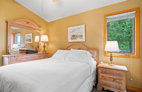 Sunset Shores - Lakeside Cabin #1 by Simple Life Rentals - Foto 7