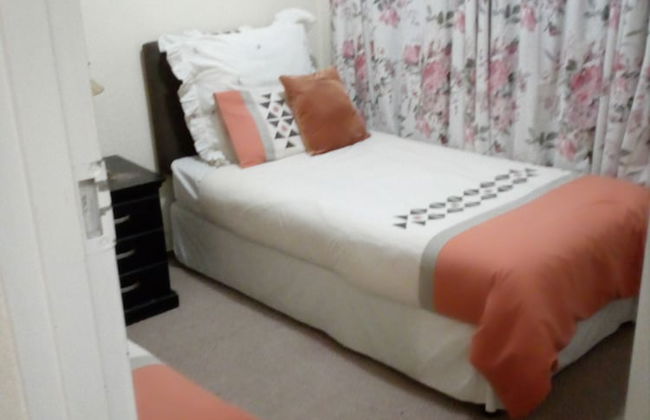 The Royal Princess Garden - Honeydew - Photo 3