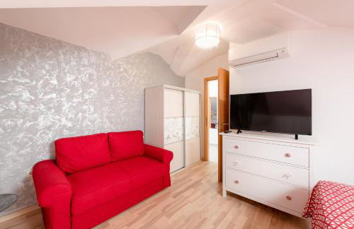 ISLAND HVAR LUXE Holiday Villa Maslina with Beach - Photo 36