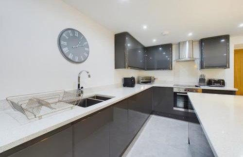 Charming 3 Bedroom Home in the Heart of Stanhope - Photo 6