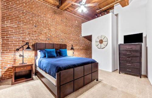 Holiday Magic Awaits-Host in STL DWTN Loft-6D - Foto 9