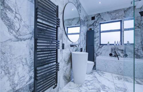 Luxurious House Leyton sleep7+garden next to Stratford - Foto 26