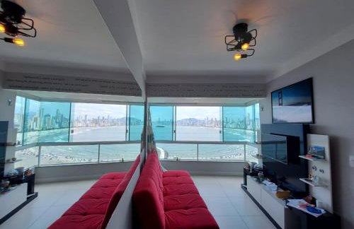 Apto top, a melhor vista de Balneário Camboriú! - Foto 2