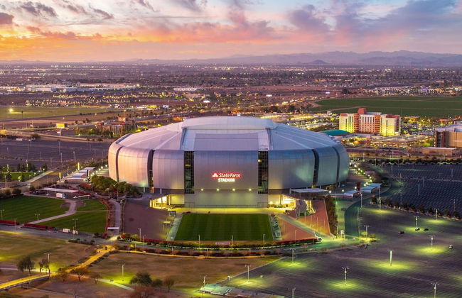 The Cardinal Walk to Stadium Pool Spa Sportcourt - Foto 3