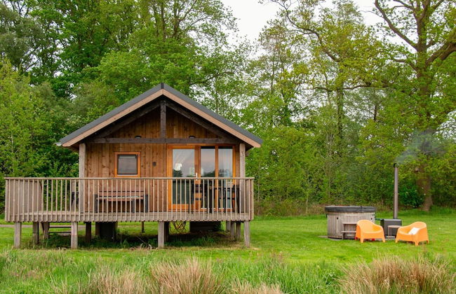 Wellness Lodge in Dutch Meadows With Hot Tub - Photo 1