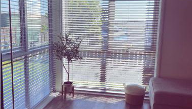 Malva - Modern 2 Bedroom Bungalow in Wick Sleeps 4 with private parking - NC500 Route - Foto 5