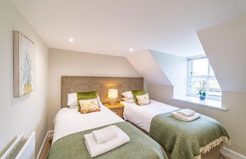 Gardener’s Cottage with Hot Tub - Foto 41