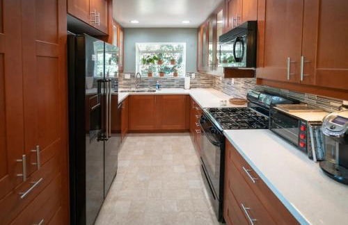 Redwood Place in Heart of Silicon Valley - Photo 31