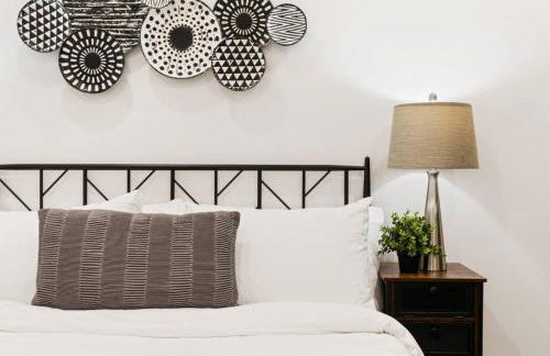 Stylish 3BR Philly Retreat with Free Parking - Foto 27