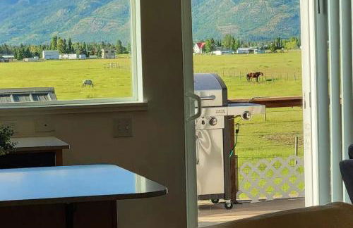 Charming Chalet Close to GNP, Downtown & Game Room! - Foto 47