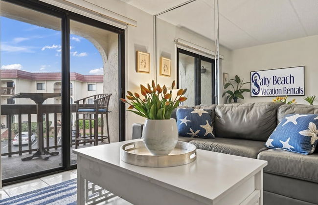 Just Beachy~ocean View~2nd Fl 2 Bedroom Condo by RedAwning - Foto 18