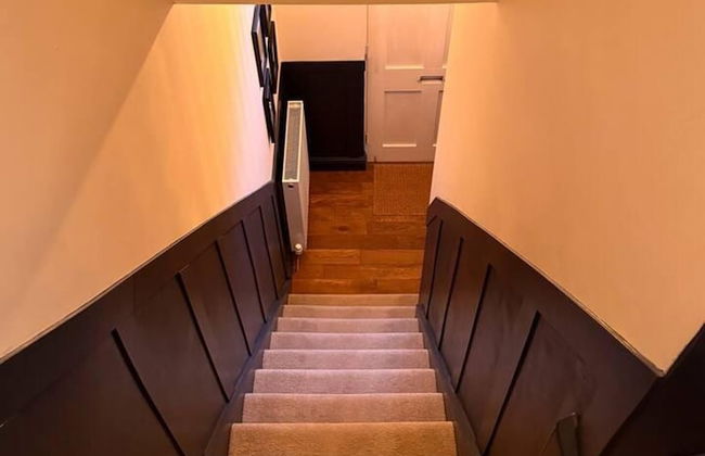 Captivating 3-bed Cottage in Saltaire - Foto 31