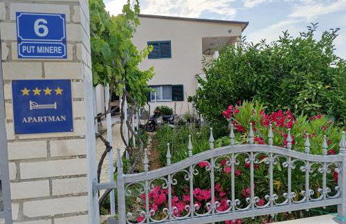 Vila Ivana Dolores - Foto 4