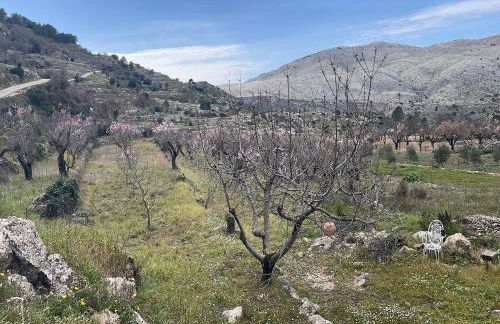 Mediterranean Escape with Garden - Foto 33