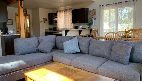 The Fox Paw - Cozy and spacious cabin! Family game room with Foosball and Pool Table! Jet Tub! - Foto 4