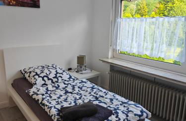 Haus 2 Etagen Garten 1 Badezimmer,1 Gäste Wc 200 Qm 5 Betten Gehoben mit Garten - Foto 54