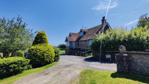 Historic river side cottage - top apartment - Foto 1