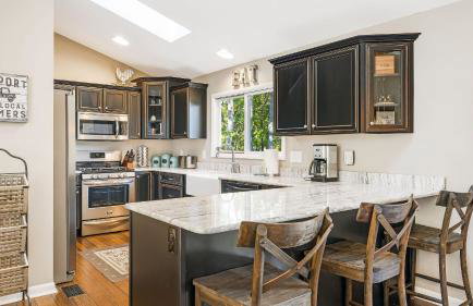 Cabin in the Sky by Avantstay Deck w/ Views - Foto 30