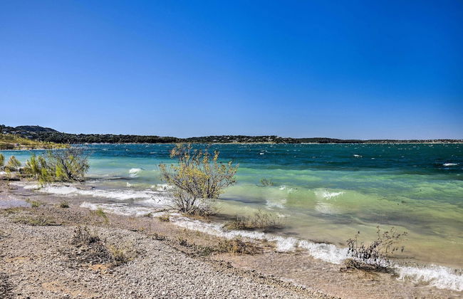 Flirty Flamingo' Studio: 1 Mi to Canyon Lake - Foto 43