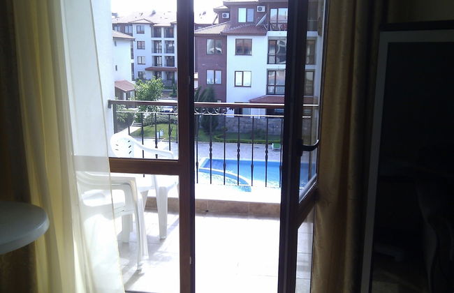 Stunning Apartment With Pool in Ravda, Bulgaria - Photo 7