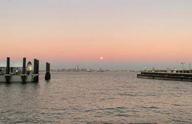 NYC Apartment by the Harbor - Foto 17