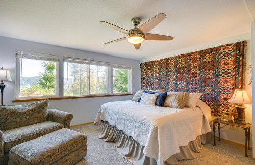 Hoodsport Vacation Rental w/ Deck & Canal Views! - Foto 14