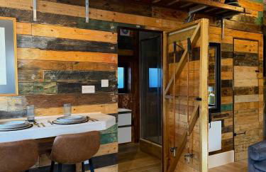 Willow Court Farm-Studio North & Petting Farm, 8 mins from Legoland & Windsor, 15 mins from Lapland UK - Photo 6