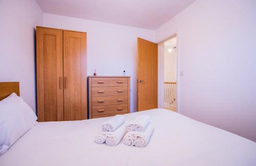 Charming 1BR House in Eccles with Free Parking - Foto 29