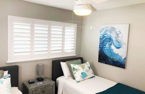 Modern Apartment - 2 of 4 - Photo 11