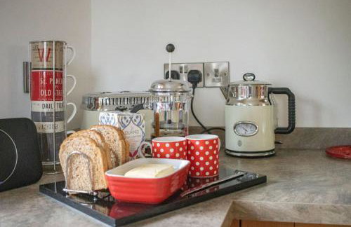 Stunning cottage with hot tub - Photo 41