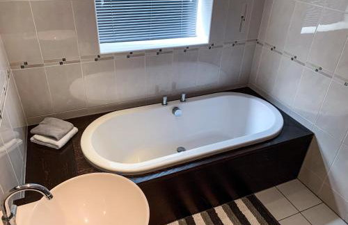 The Gables Poole, 3 Bedroom Penthouse Apartment - Photo 30