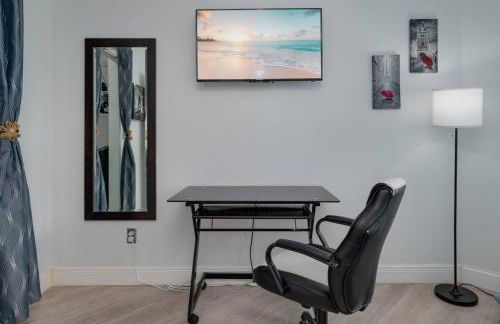 Cozy Golf Condo with 3 Pools, Gym and Just 15 Minutes to Airport - Foto 27