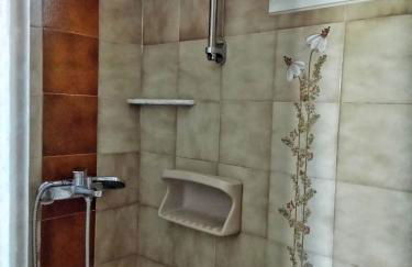 Home by the sea - Photo 15