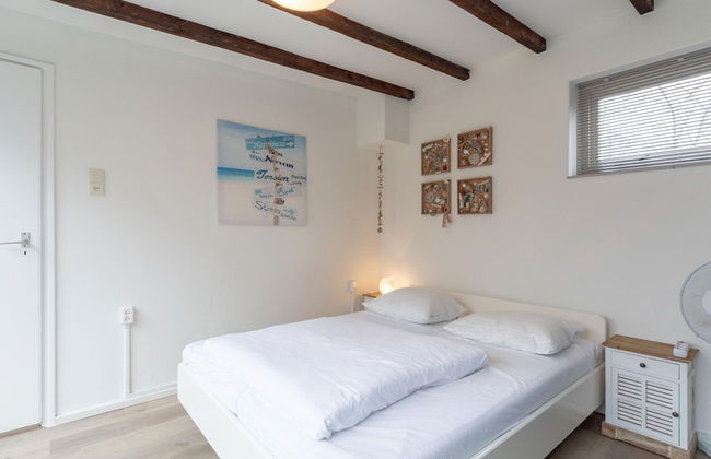 Radiant Bungalow With Patio at Duinland - Foto 8