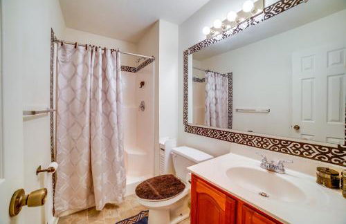 Fireside Gatherings Pet-Friendly Apollo Home - Photo 20