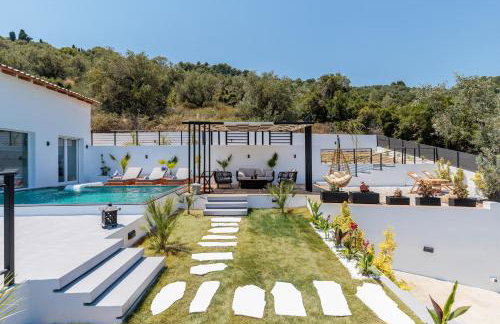 Aegea & Nerion Villas Private Pool Retreats in Skopelos - Foto 15
