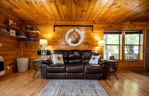 Wonderful Mountain Cabin Rental with a Fire Pit in Smithville, Oklahoma - Foto 9