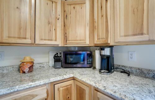 Horse Ranch Hideaway! Wickenburg Equestrian Casita - Photo 12