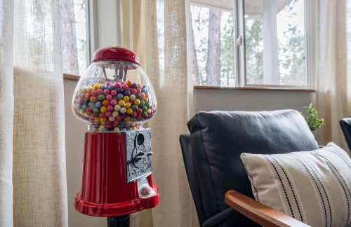 Flagstaff Retreat with Hot Tub - Foto 10