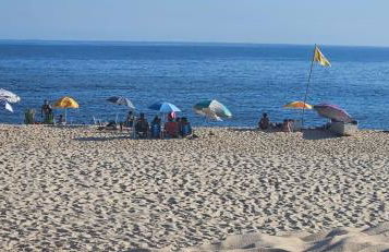 Flat Saigon Barra de Maricá Pé na Areia Wi-Fi - Foto 30