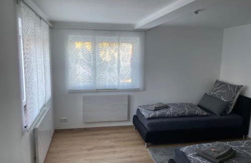 Großzügige Ferienwohnung in Stadtilm, WLAN, Küche und Bad - Photo 5