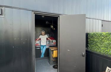 Muse- Morgan Wallen Speakeasy and Giant Balcony - Foto 29