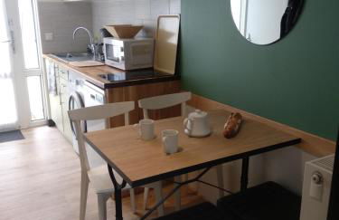 Charmant logement Guidel Plage, vue mer, piscine chauffée, avec une chambre - Foto 4