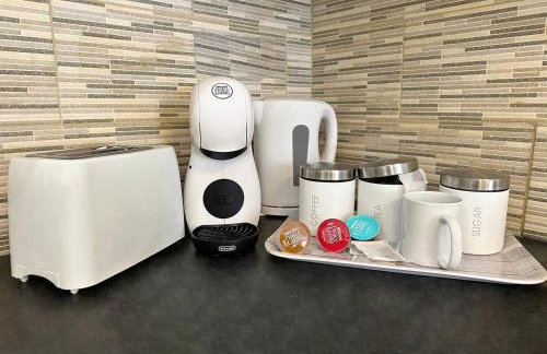 On Trend 3 Bedroom Home In Maerdy near Attractions - Foto 16