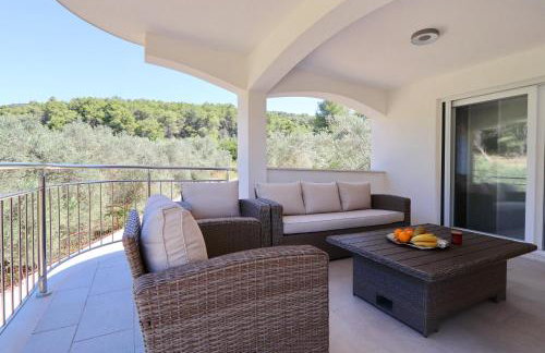 Villa Green Bay Apartments - Photo 67