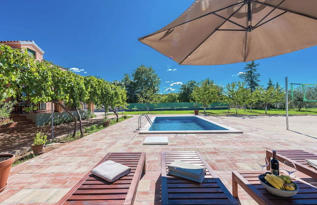 Holiday Home in Zemunik Donji With Pool - Foto 18