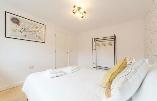 Pass the Keys 49 Byron Square Modern and Spacious 3 Bed Home with Free Parking - Foto 27