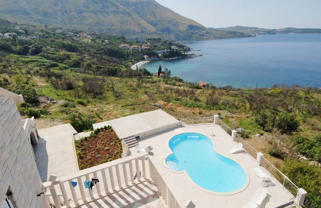 Marnic Apartments - Photo 3