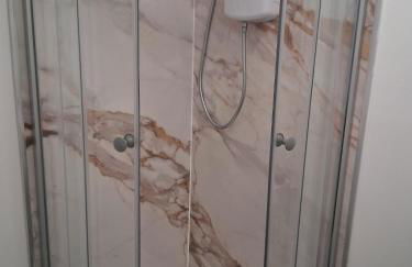 Crown House Studio Apartment - Foto 8